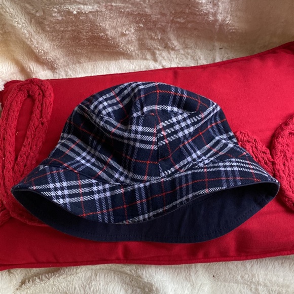 Burberry Reversible Wool Cotton Hat Never Used main image 4